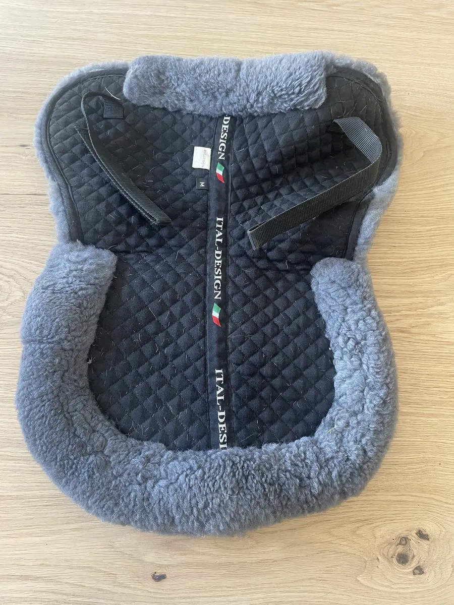 Amortisseur mouton gris