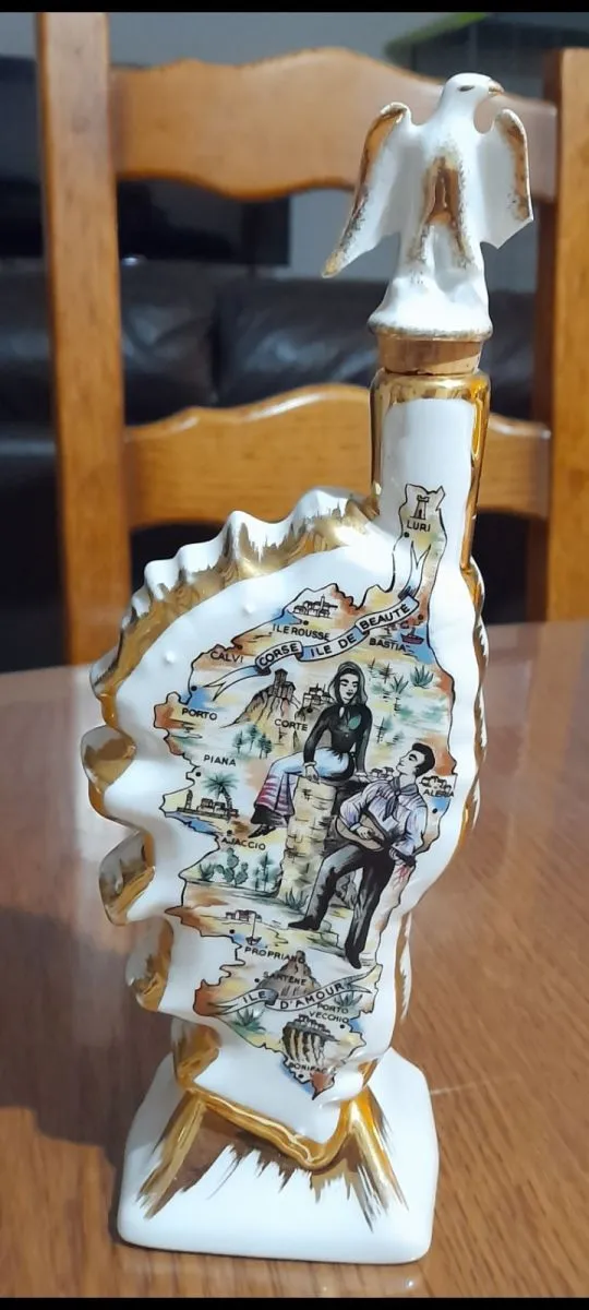Carafe en porcelaine
