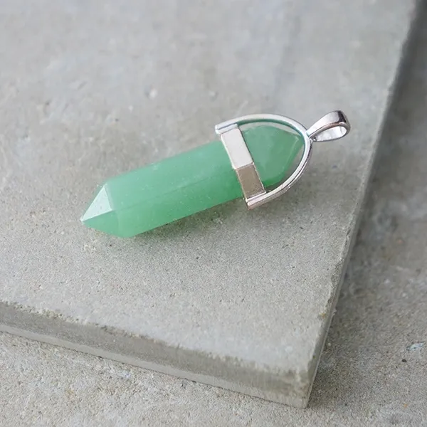 Pendentif Avec Pierre Jade Vert | Bijou Spirituel | Pankaj Boutique