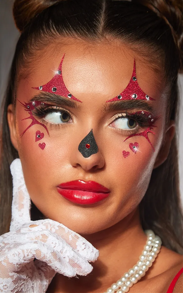 PRETTYLITTLETHING Stickers pour visage & corps coeurs Bad Girls