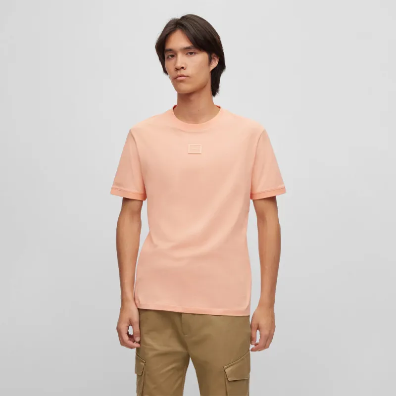 T-SHIRT ROSE SAUMON DIRAGOLINO_C HUGO EN JERSEY DE COTON AVEC BADGE LOGO TON SUR TON