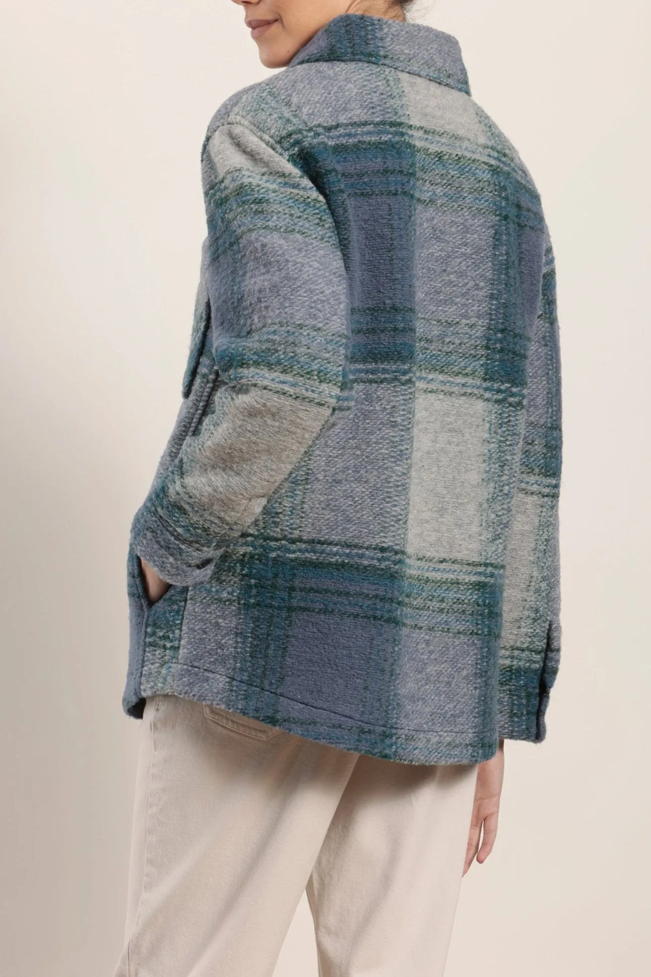Veste surchemise à carreaux avec laine, polyester et nylon